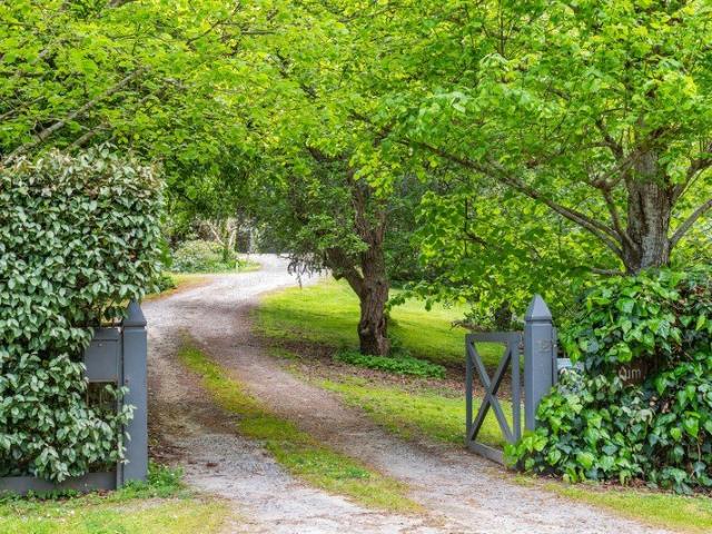 House for sale in Mount Macedon, Shire of Macedon Ranges