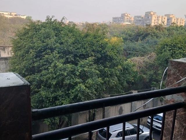 Flat for rent in Deri