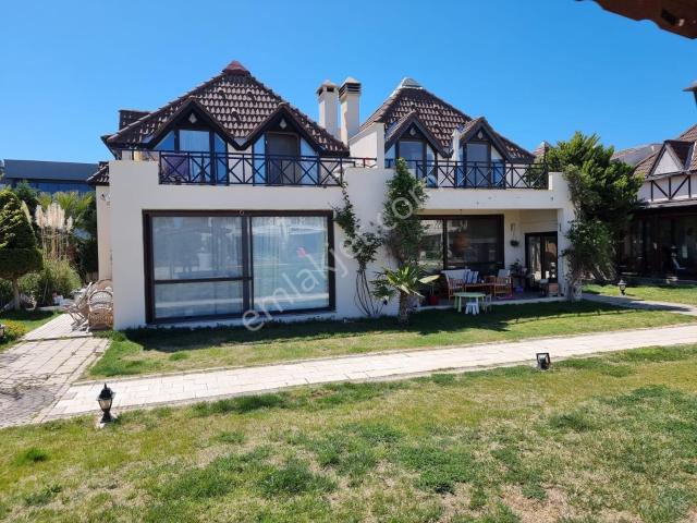 Çiğli, İzmir içerisinde kiralık Villa