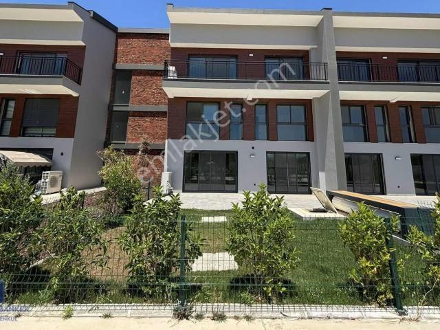 Çiğli, İzmir içerisinde satılık mülk