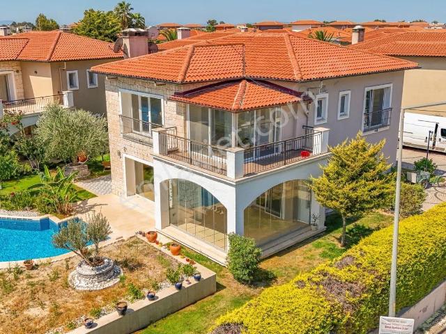 Çiğli, İzmir içerisinde satılık Villa