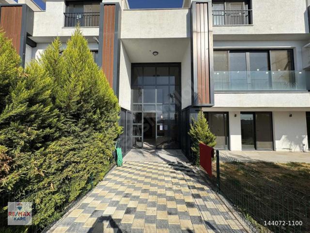 Sasalı Merkez Mahallesi, Çiğli içerisinde satılık mülk