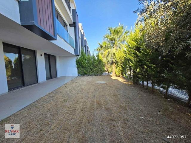 Çiğli, İzmir içerisinde satılık Villa