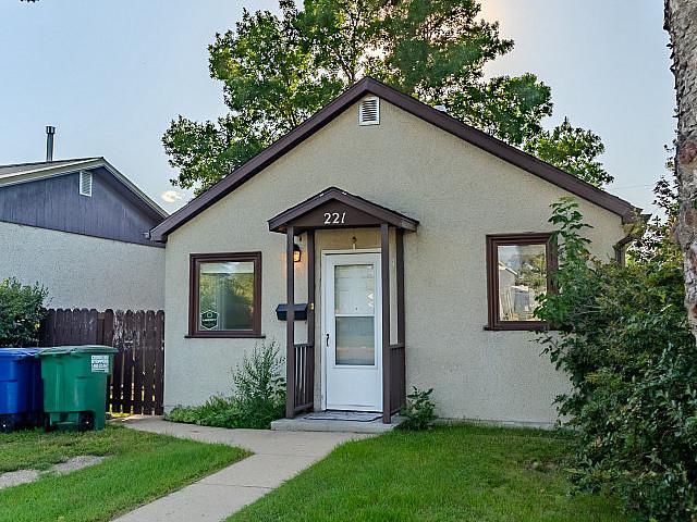 House for sale in Saskatoon, Saskatchewan