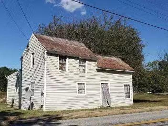 House for sale in Elkton
