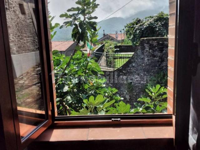 Villa Indipendente in affitto a Unione di comuni Montana Lunigiana, Codiponte