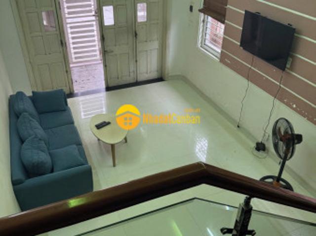 Nhà mặt phố bán