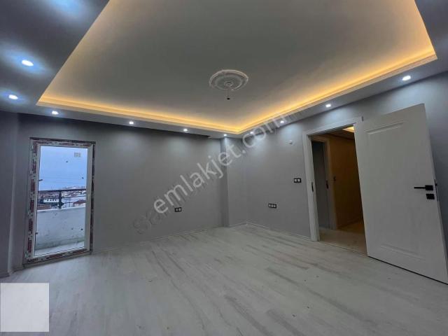 Emek Mahallesi, Çayırova içerisinde satılık mülk