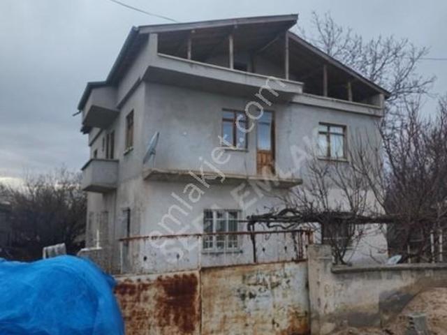 Niğde içerisinde satılık Villa