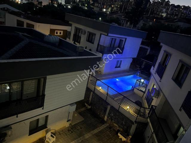 Kuşadasi, Aydin içerisinde satılık Villa