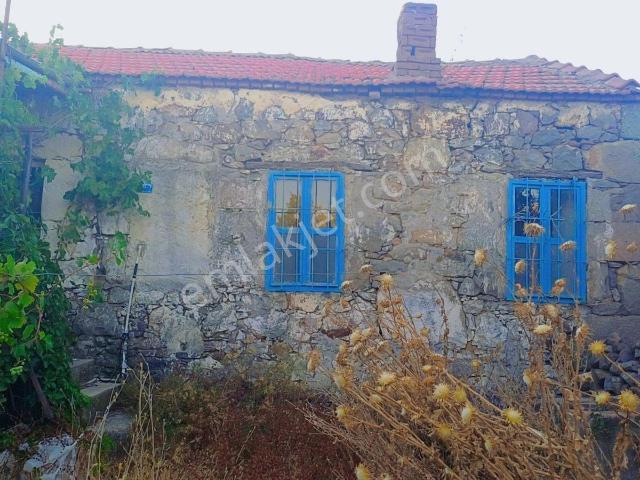 Aliağa, İzmir içerisinde satılık Villa