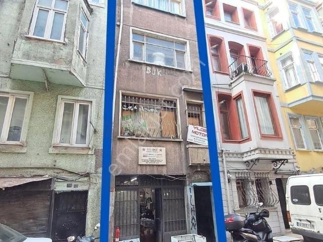 Beyoğlu, İstanbul içerisinde satılık Bina