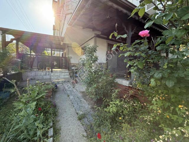 Erenler, Sakarya içerisinde satılık Villa