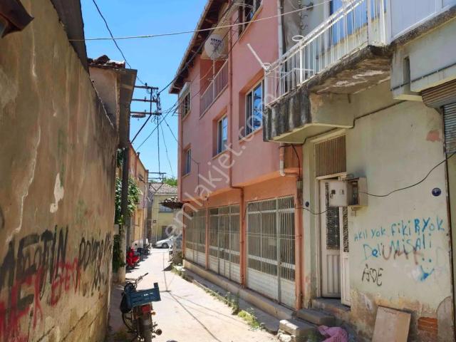Kiraz, İzmir içerisinde satılık Bina