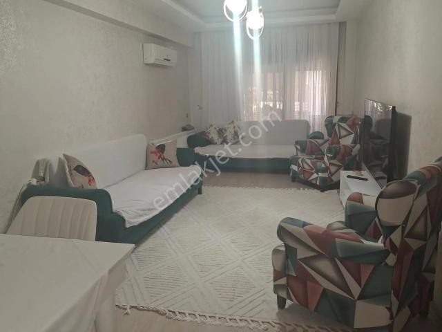 Karşiyaka, İzmir içerisinde satılık mülk