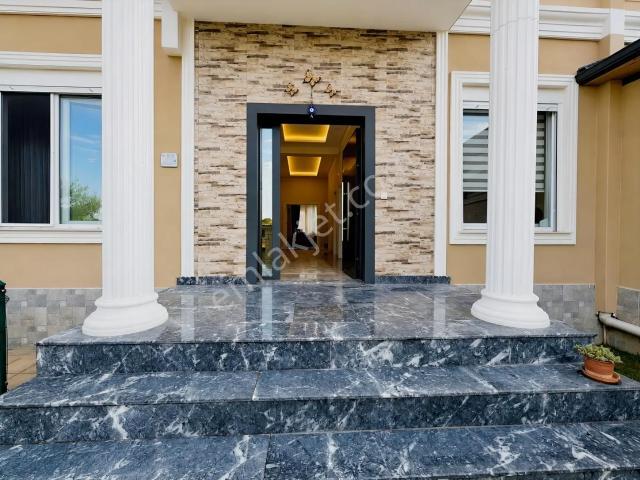 Düzlerçamı, Döşemealtı içerisinde satılık Villa