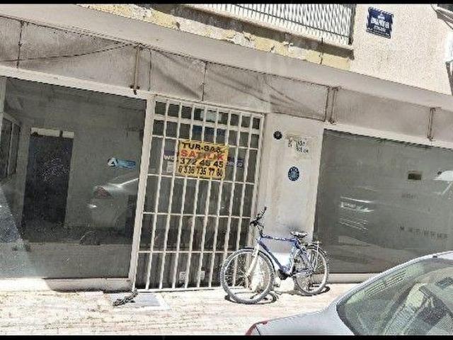 Karşiyaka, İzmir içerisinde satılık Dükkan