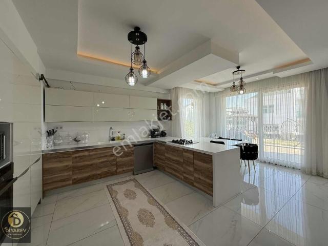 Yenişehir içerisinde satılık Villa