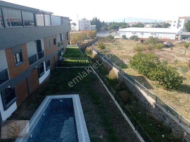 Şakran Hasbi Efendi Mahallesi, Aliağa içerisinde satılık Villa