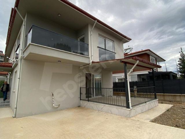 Cumhuriyet, Ortaca içerisinde satılık Villa