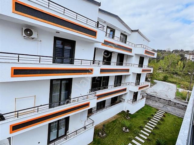 İzmit, Kocaeli içerisinde satılık mülk