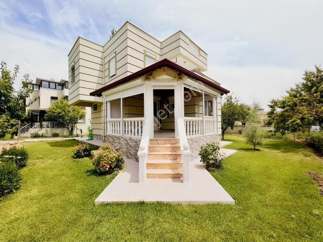 Dikili, İzmir içerisinde satılık Villa