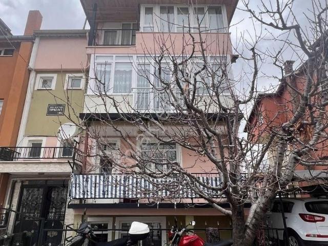 Isparta Merkez içerisinde satılık Villa