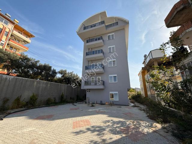 Alanya, Antalya içerisinde satılık Bina