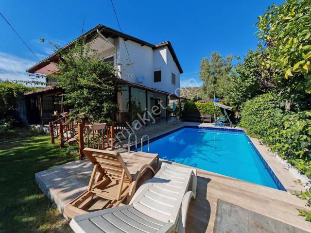 Kuşadasi, Aydin içerisinde satılık Villa