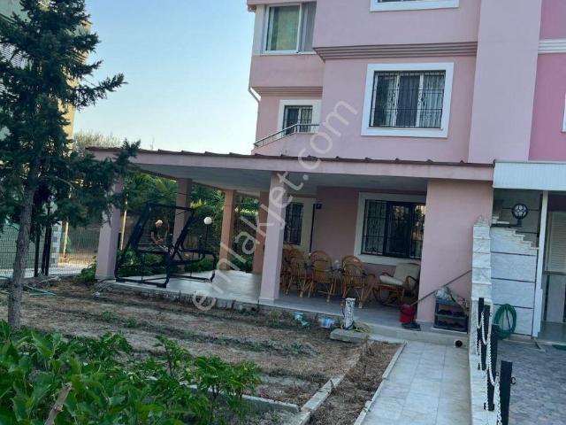 Kuşadasi, Aydin içerisinde satılık Villa