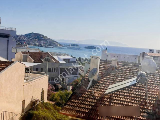 Kuşadasi, Aydin içerisinde satılık Villa