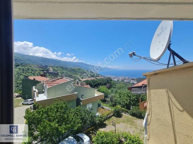 Çinarcik içerisinde satılık Villa