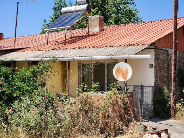Suluova içerisinde satılık Villa