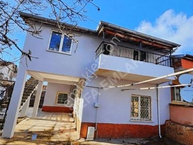 Niğde içerisinde satılık Villa
