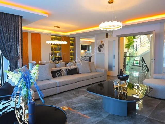 Alanya, Antalya içerisinde satılık Villa