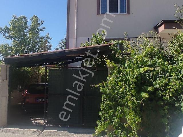 Yeşilyurt içerisinde satılık Villa