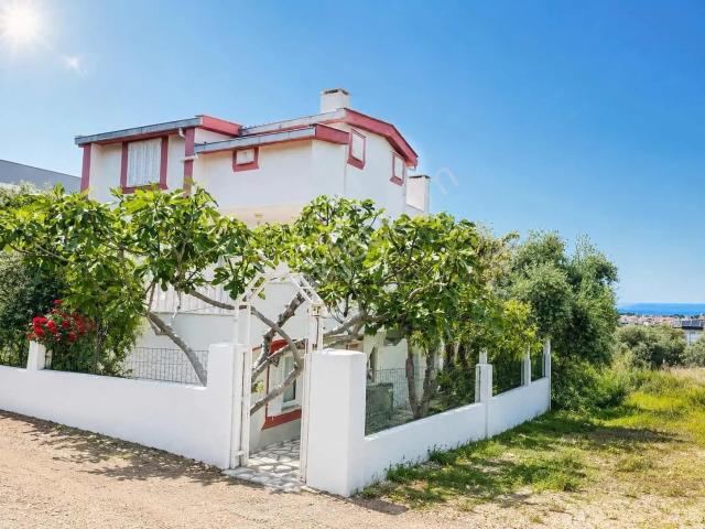 Kuşadasi, Aydin içerisinde satılık Villa