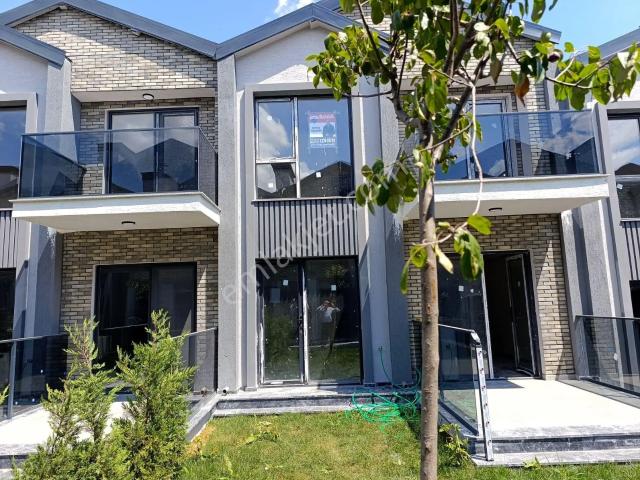 Adapazari, Sakarya içerisinde satılık Villa