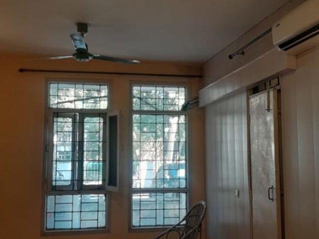 Property for rent in Deri