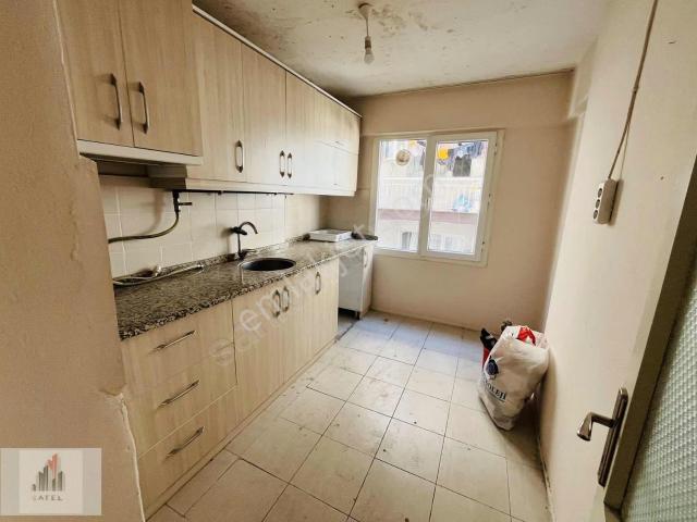 Karabağlar, İzmir içerisinde kiralık mülk