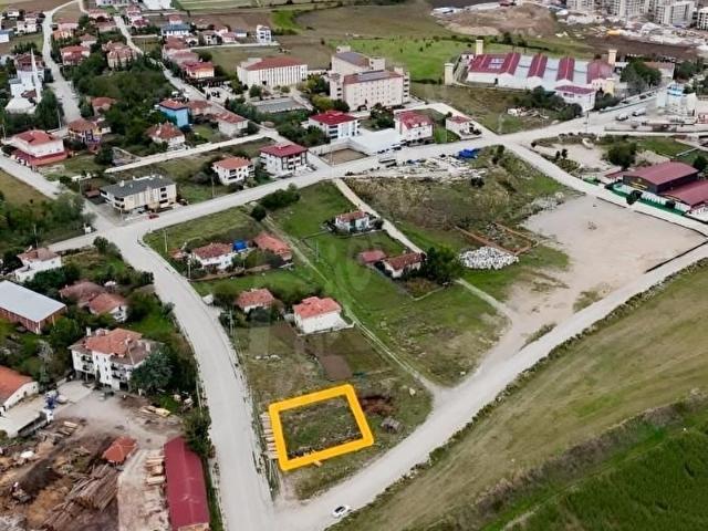 Kuruçay, Vezirköprü içerisinde satılık Arsa
