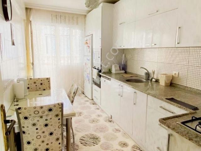 Karabağlar, İzmir içerisinde satılık mülk