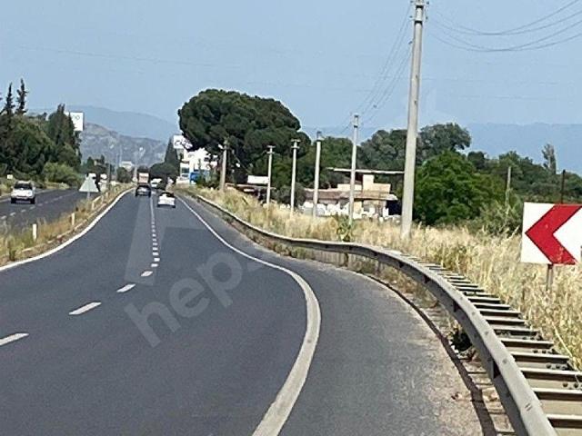 Yavuz, Köşk içerisinde satılık Arsa