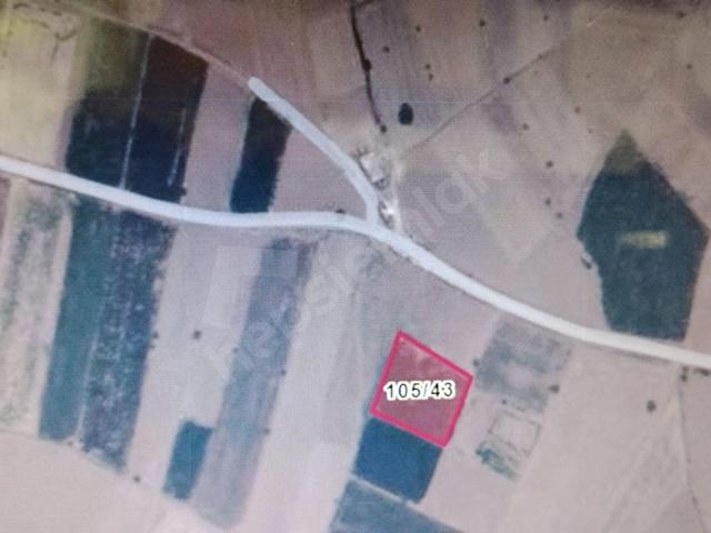 Sazak, Yeşilova içerisinde satılık Arsa