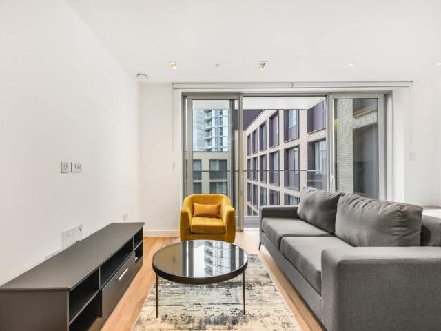 Studio for rent in St. George in the East, Greater London