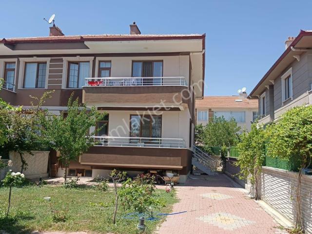 Selçuklu, Konya içerisinde satılık Villa