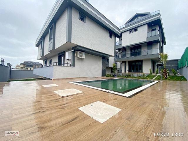 Beylikdüzü, İstanbul içerisinde satılık Villa