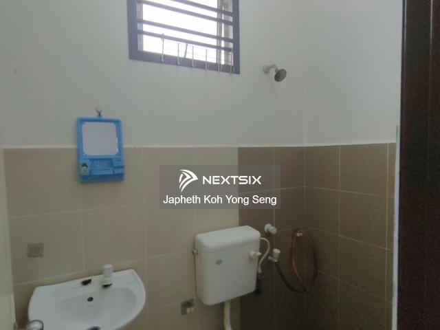Shop for sale in Kuching