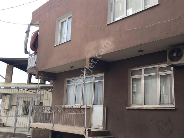 Karabağlar, İzmir içerisinde satılık Villa