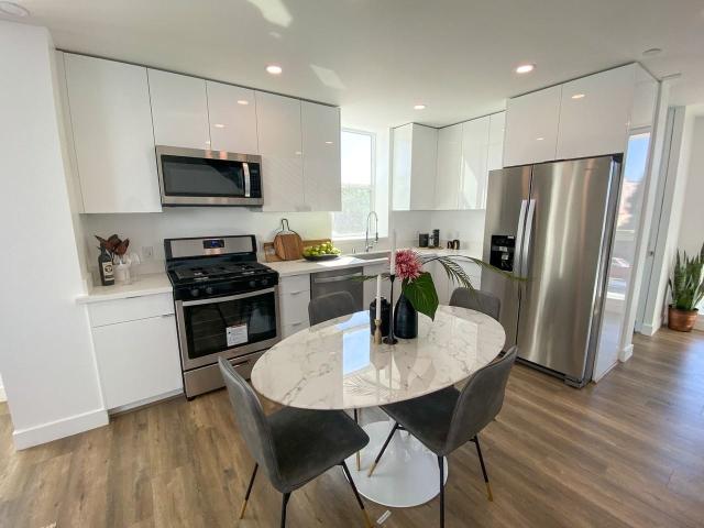 Apartment for rent in Pico-Robertson, Los Angeles
